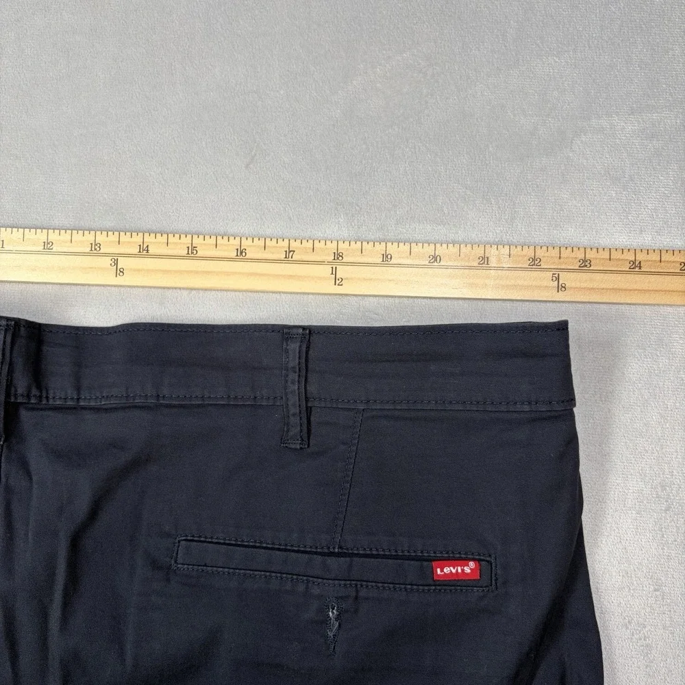 Levis offered pre